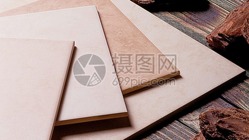 上海客厅瓷砖定制，如何选择品牌代理？**
